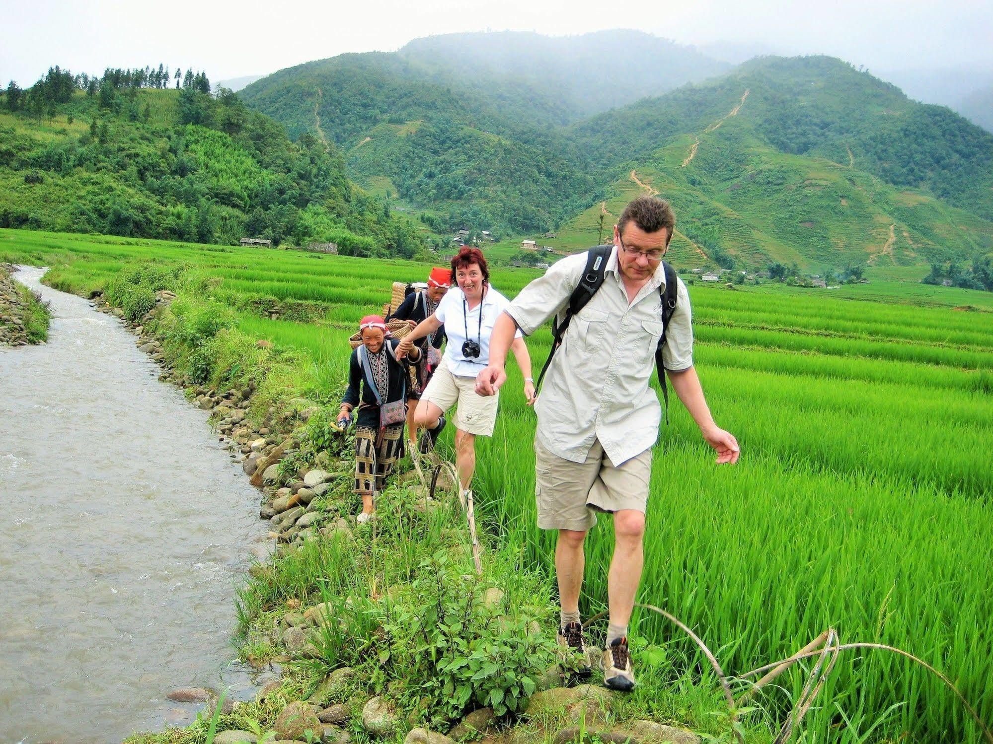 Bc Family Homestay - Hoan Kiem Lakeside Ханой Экстерьер фото